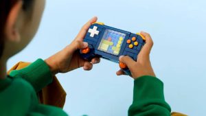 Lego Lanza Su Nueva Consola Retro 31380 Hecha De Piezas 1