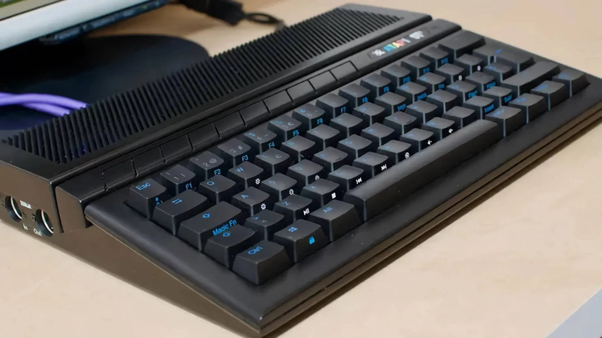 Minist Es Un Mod De La Atari St Que Le Da Un Toque Muy Elegante 2